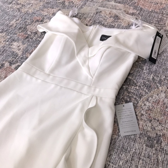 XSCAPE Off the Shoulder Ruffle Hem Crepe Gown Sz. 6 & 8 (NWT) - Picture 2 of 11